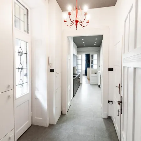 Appartement With Parliament View