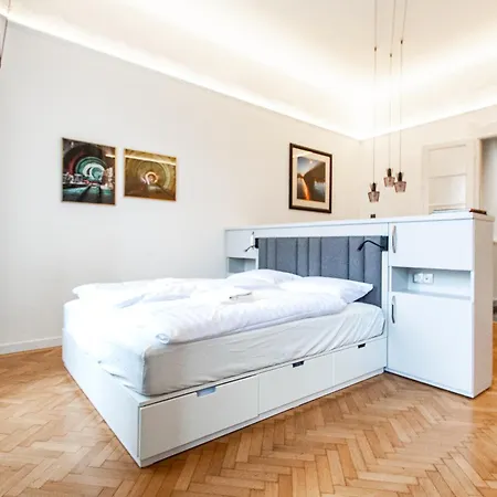 Appartement With Parliament View Boedapest