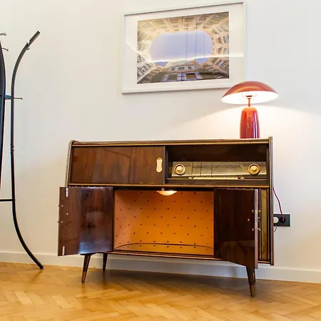 With Parliament View 公寓