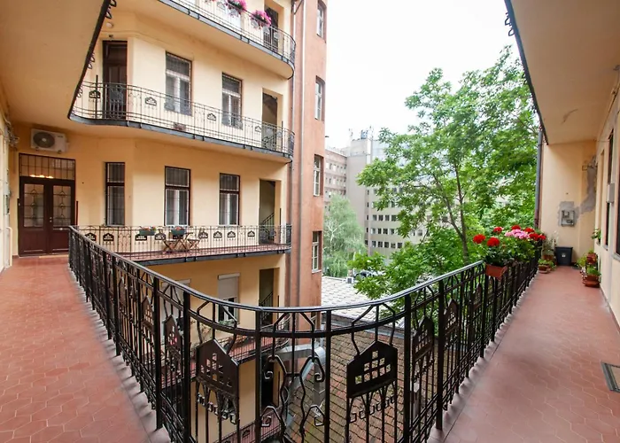 Appartement With Parliament View *